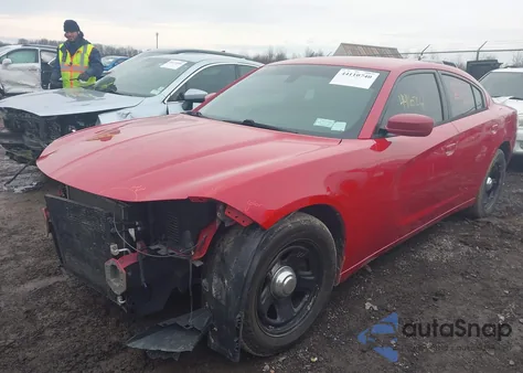 2016 Dodge Charger Police z USA, uszkodzony, nr VIN 2C3CDXAT3GH223324